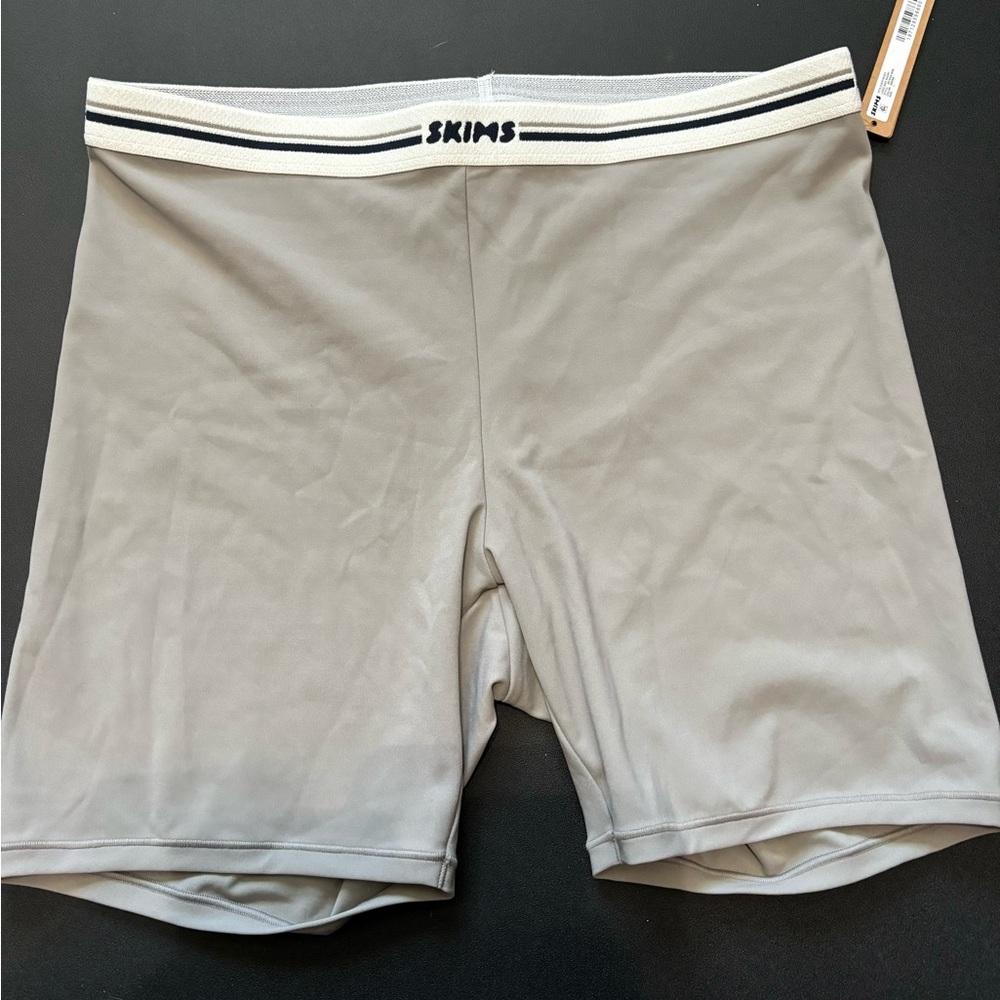 NEW with tags - Skims Fits Everybody Logo Bike Short - Large - Gray Smoke